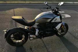 Ducati, Diavel 1260S Dark Stealth, 2020