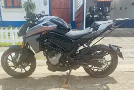 CFMoto, 300 NK (400km), 2025