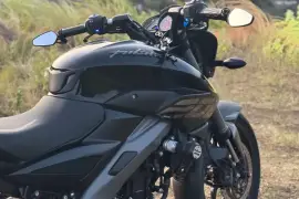 Bajaj, Pulsar NS200, 2025