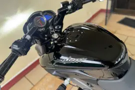 Bajaj, Pulsar NS200, 2025