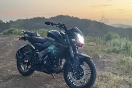 Bajaj, Pulsar NS200, 2025
