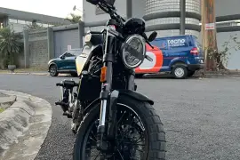 Husqvarna, Svartpilen, 2023