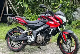 Bajaj, Pulsar, 2016