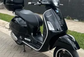 Vespa, GTS Super 300, 2018