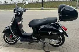 Vespa, GTS Super 300, 2018