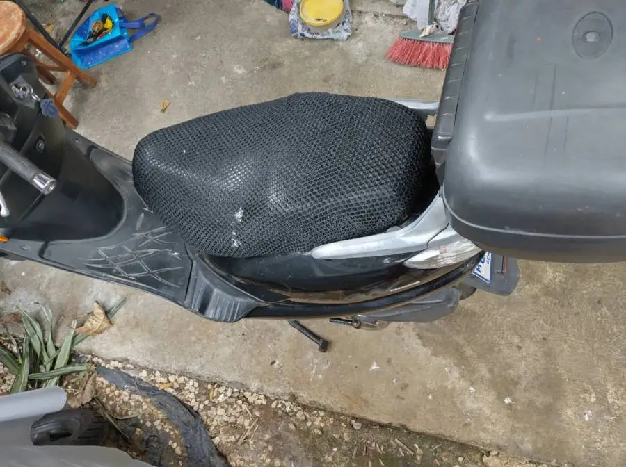 Suzuki, AN, 2017