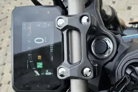 Honda, CB650R e-clutch, 2025