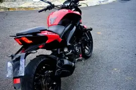 Bajaj, Dominar, 2023