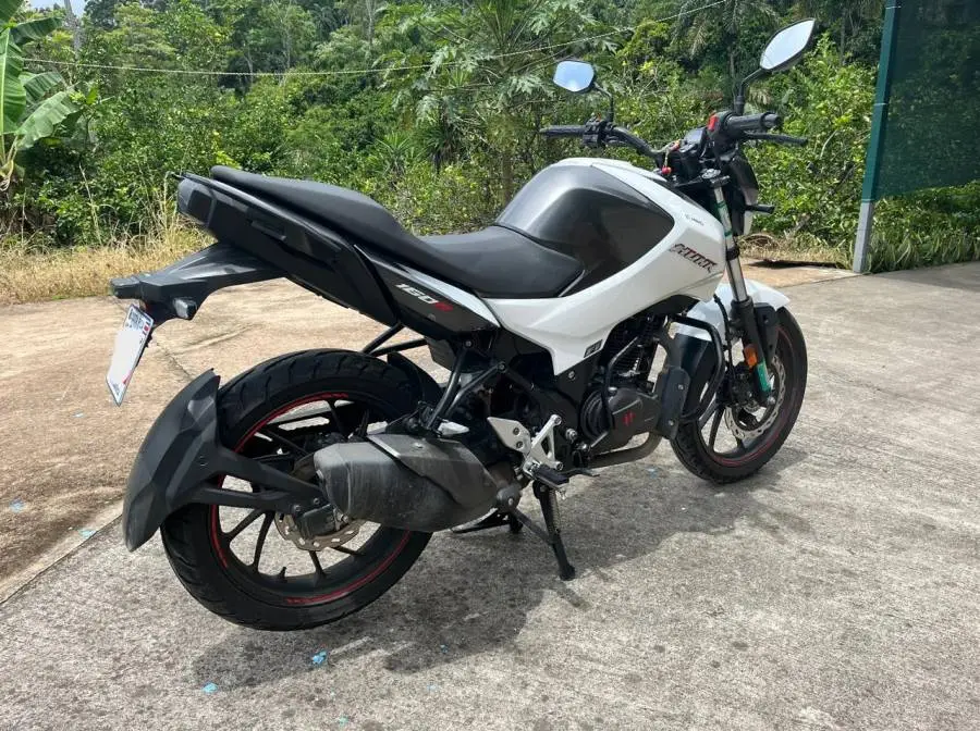 Hero, Hunk 160R, 2024