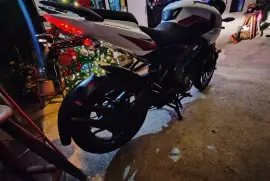 Bajaj, Pulsar NS 200 , 2025