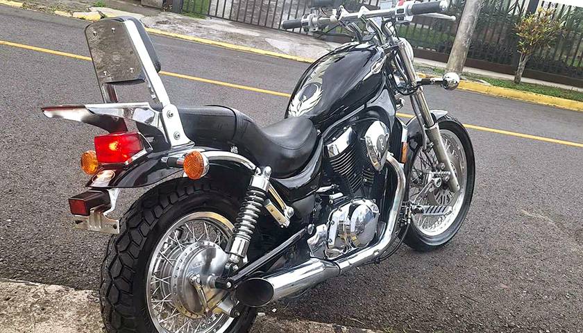 Suzuki, Boulevard S50 800 Custom ( Intruder ), 2007