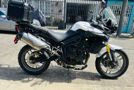 Triumph, TIGER 800 GASTOS DE TRASPASO INLUIDO, 2015