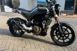 Husqvarna, Svartpilen 401, 2020