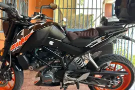 KTM, Duke 200, 2022