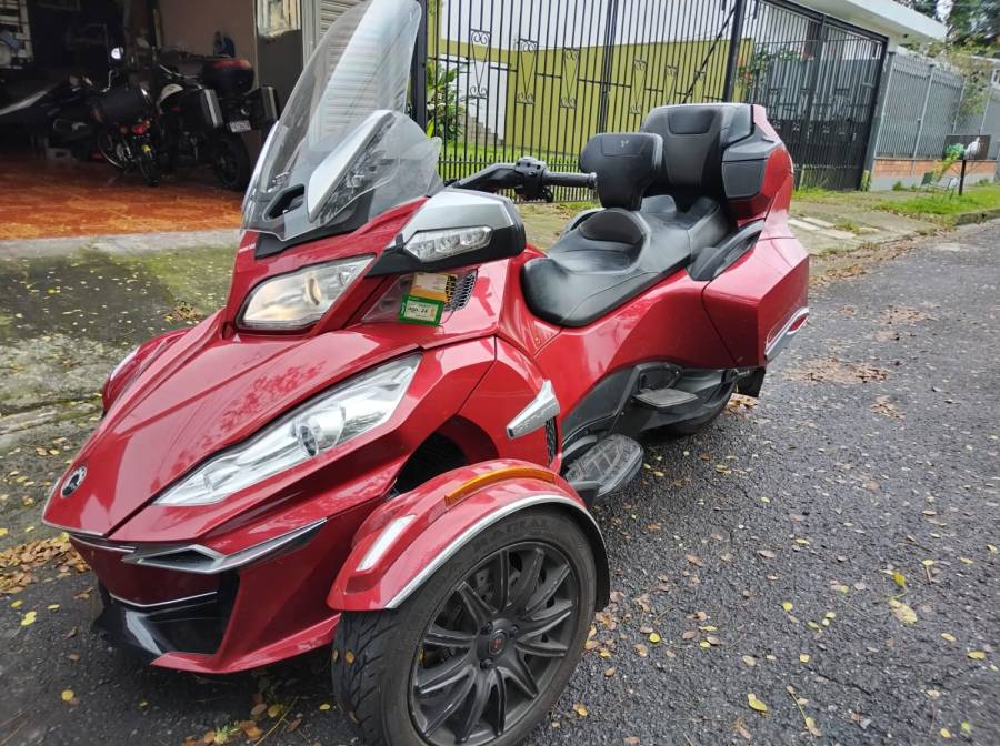 CAN-AM, Spyder RT, 2016