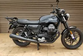 Moto Guzzi, V7 III Stone, 2017