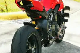 Ducati, StreetFighter V4S, 2024