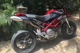 Ducati, Hypermotard, 2010