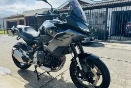 BMW, F900XR 2025 VERSION FULL TRIPLE BLACK, 2025