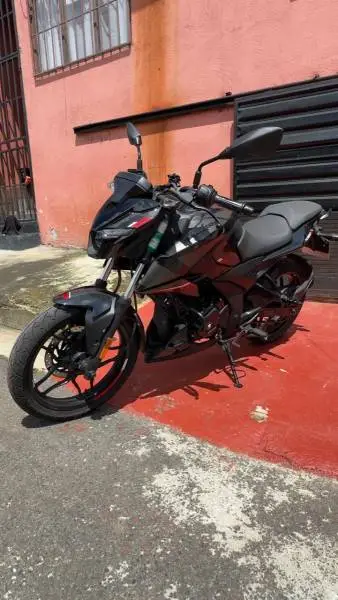 Bajaj, Pulsar N160, 2025