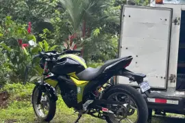 Suzuki, Gixxer , 2017