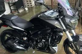 Bajaj, Dominar 400, 2025