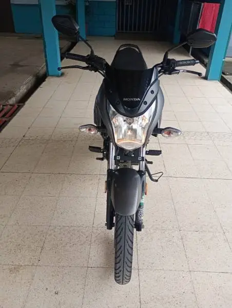 Honda, Unicorn , 2024