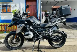 BMW, R1200GS (TRIPLE BLACK), 2017