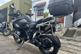 BMW, R1250GS ADVENTURE (Triple Black), 2021