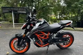 KTM, 390 Duke, 2022