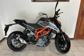 KTM, Duke 250, 2022