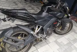 Bajaj, Pulsar nz, 2015