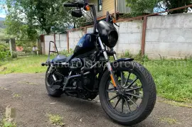 Harley-Davidson,  Iron 883 , 2013