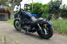 Harley-Davidson,  Iron 883 , 2013