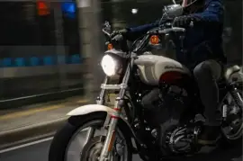 Harley-Davidson, Sporster 883 Superlow, 2011