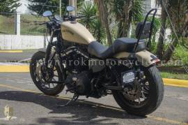 Harley-Davidson,  Sportster Iron 883 , 2015