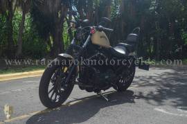Harley-Davidson,  Sportster Iron 883 , 2015