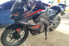 Bajaj, RS 200, 2016