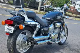 Honda, Magna 750 Custom, 2001