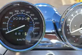 Honda, Magna 750 Custom, 2001