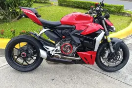 Ducati,  StreetFighter V2s, 2023