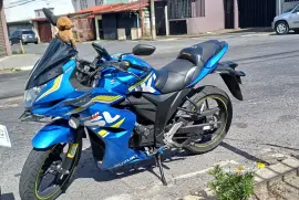 Suzuki, Gixxer sf inyectada, 2018